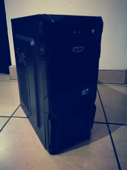 Gaming PC + Windows 10 + Games Worth 9K