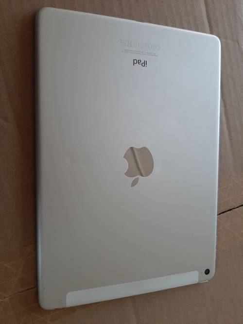 Apple iPad Air 2 16gb Wifi + cellular - silver with cover