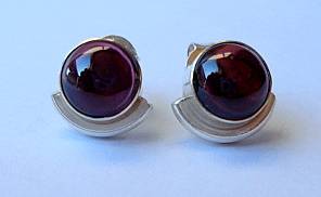 **SPECTACULAR GARNET EARRING'S SET IN STERLING SILVER.925**