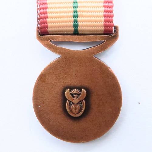 Miniature - South Africa Int. Medal.     #36