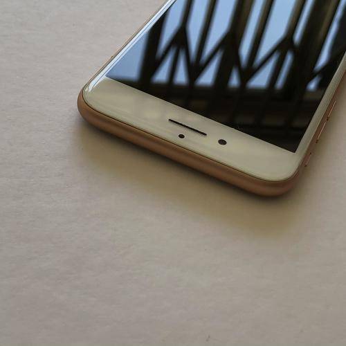 iPhone 8 256GB | Gold | Excellent Condition