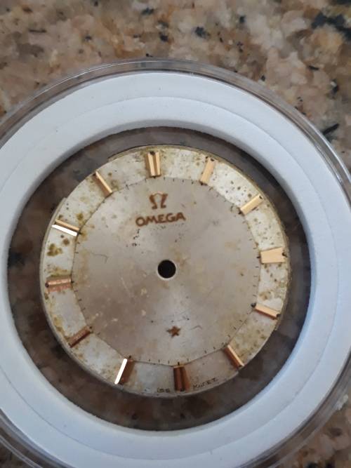 Omega dial piepan