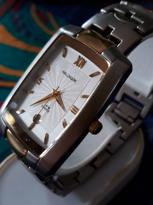 Hallmark  5ATM Quartz