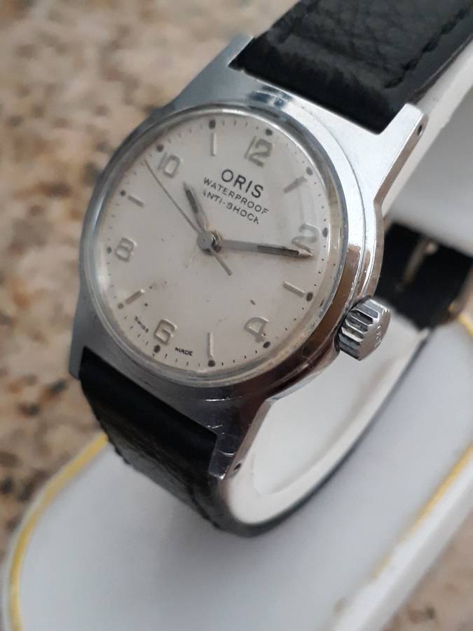 Oris manual in excellent conditIon