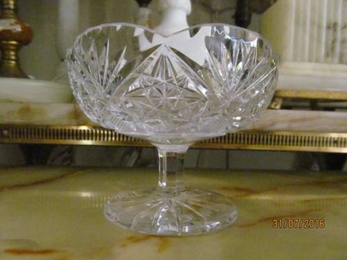HAND CUT CRYSTAL!! Lead Crystal Star & Diamond Cut Sweets Bowl - FLAWLESS PERFECTION