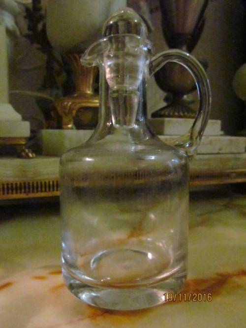 VINAIGRETTE!! Glass Vinaigrette/Oil Decanter with Stopper + Handle