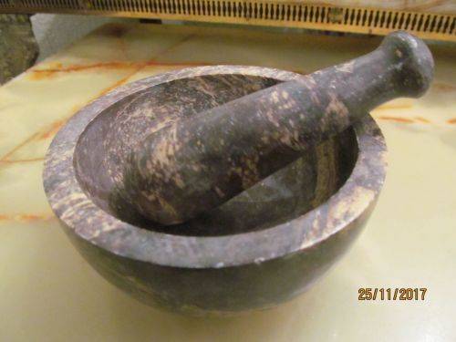 ON ONYX YX !! Carved Natural Onyx Mortar and Pestle - Dark with Lighter Streaks