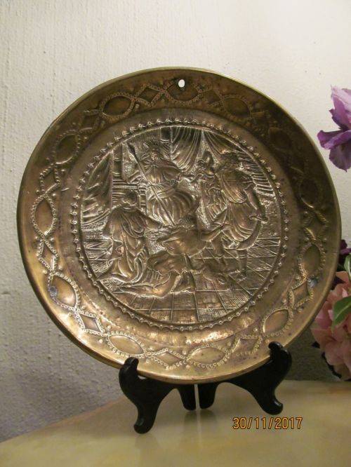 HERODS COMMAND !! Antique Heavy Brass Charger with Repousse Craft Image -Slaughter of the Inncocents