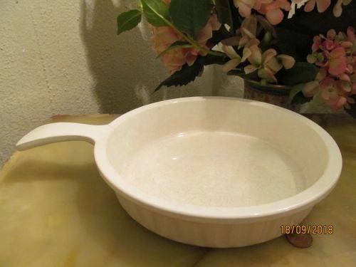 OVEN or MICRO !! Vintage Japanese Ceramic Pie Dish / Pan with Handle - 24CM