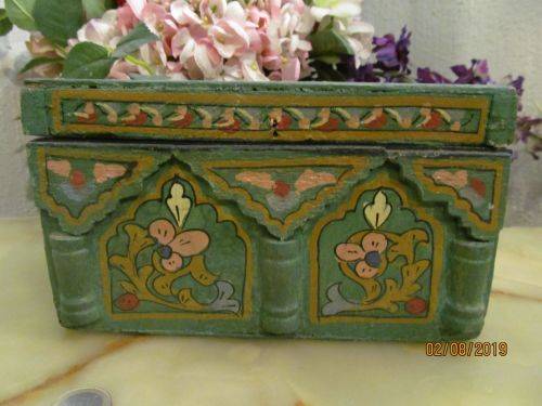 DUTCH FOLK ART !! Antique Hand Painted & Hand Made Wood Jewellery Box - Dutch Floral