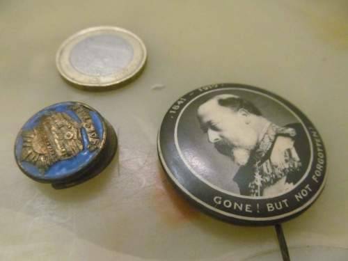 EDWARD VII !! Rare Antique Lot of Edward VII Lapel Pin & Enamelled Brass Salstaff Button