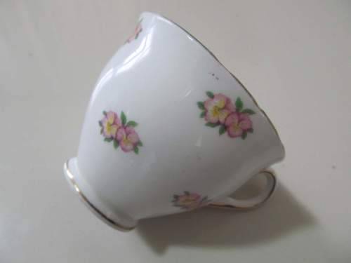 COLCLOUGH + !! Vintage Lot of One Colclough Fine Porcelain Teacup and 2 Others