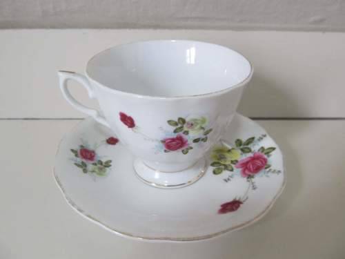 PAGODA !! Vintage 1980`s Pagoda Marked Chinese Fine Porcelain Tea Duo