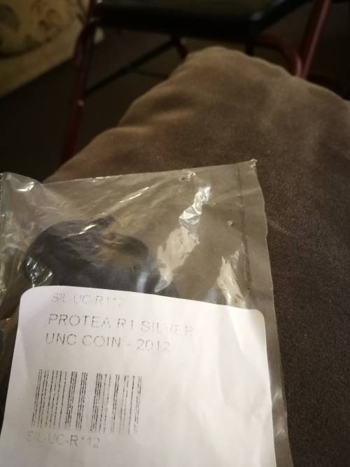 2012 UNC  Silver R1 The Sisulus protea series still in a sealed SAM bag