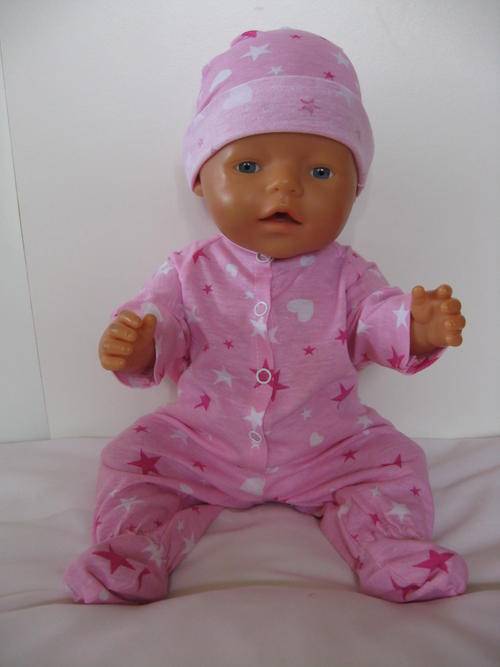 Baby born dolls clothes - Babygro & beanie