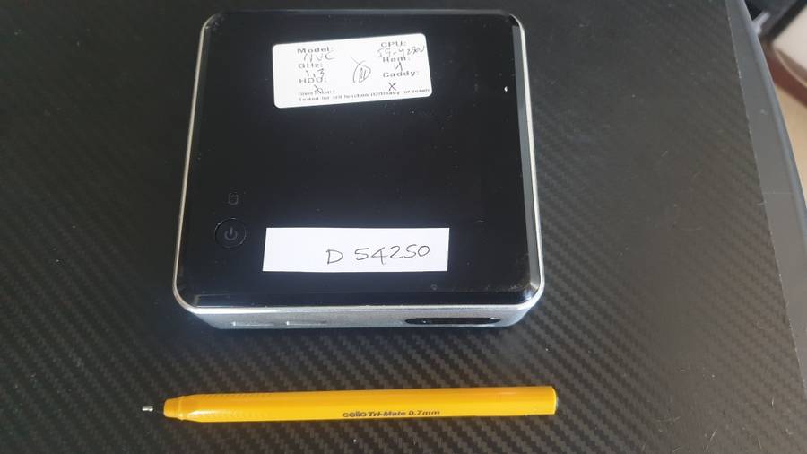 Intel NUC i5 D54250 WYK 4th gen mini pc 256gb SSD 8gb ram