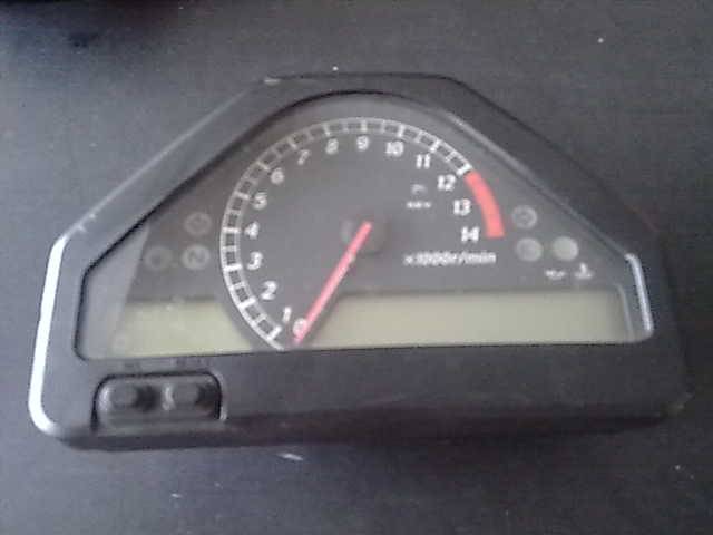 Honda CBR1000 04-06  speedometer/clocks/gauges