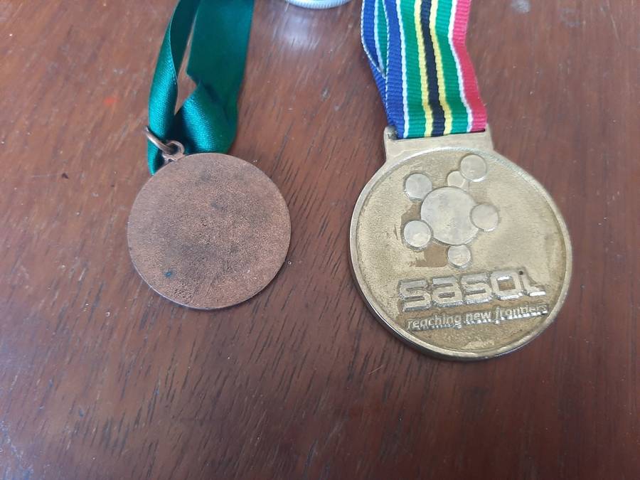 2 x Medals Karate and unknown