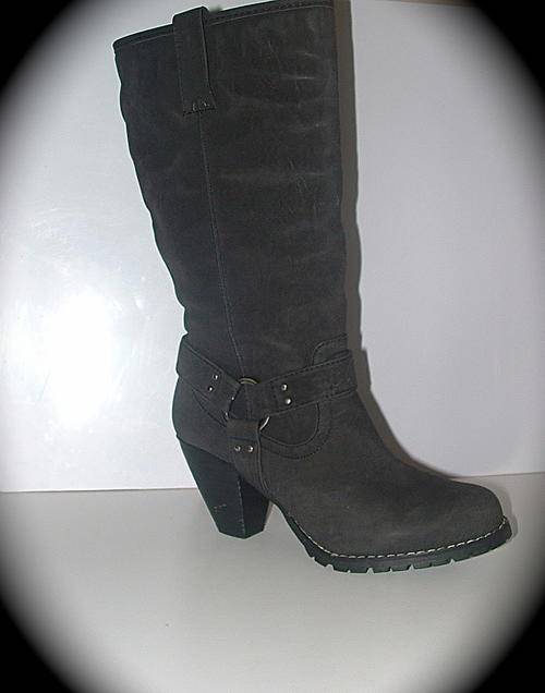 Size 6 AND A HALF Dark brown / choc COWBOY boots