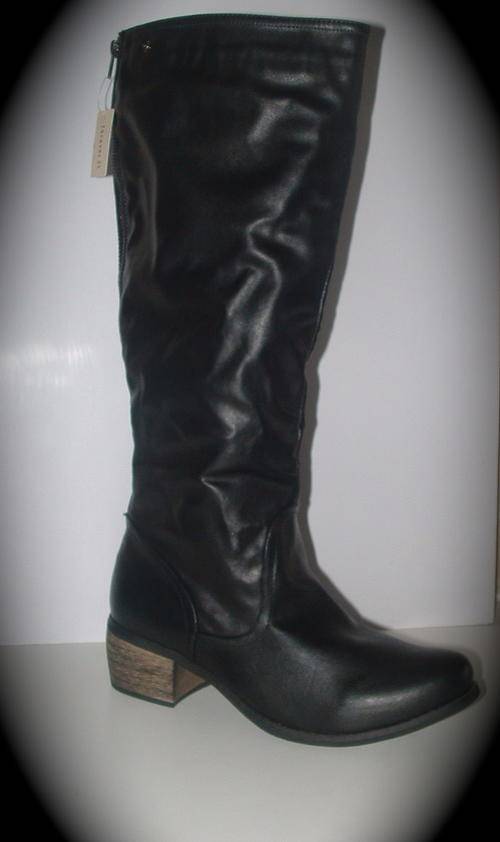 TALL black flat boots last pair size 8