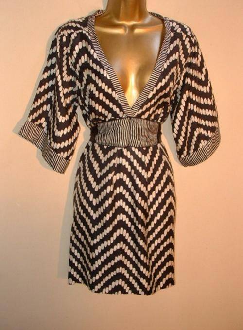 12 / 36 Dress designed by Warehouse 100% silk new years eve DRESS