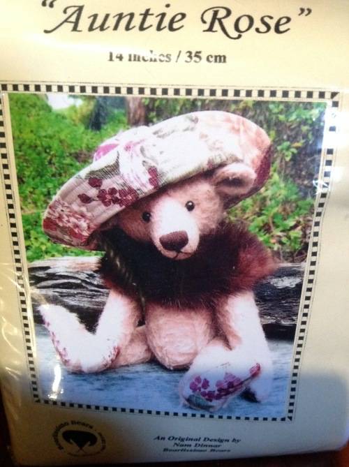 TEDDY BEAR MAKING KIT.