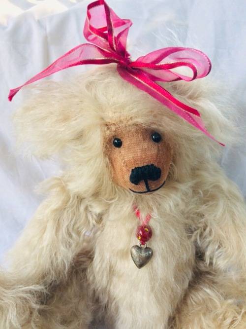 HAND MADE GERMAN MOHAIR TEDDY BEAR