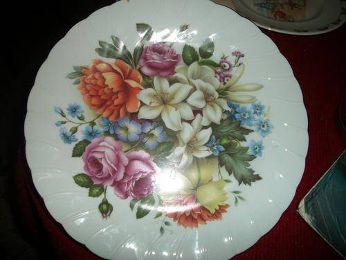 BEAUTIFUL PORCELAIN PLATE. ALT DRESDEN GERMANY . SIZE; 26CM