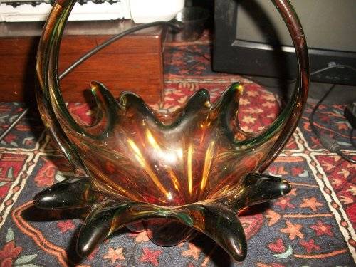 LOVELY MURANO BASKET. HEAVY + LARGE SIZE; 27CM X 17CM