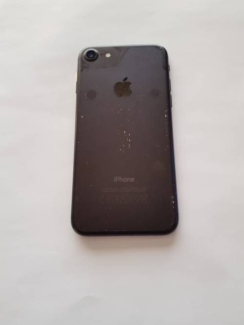 iPhone 7 32GB Matte Black. Bargain!