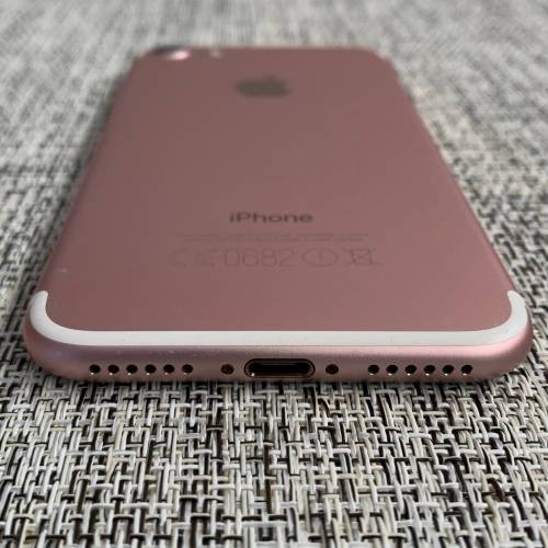 Apple iPhone 7 RoseGold 128GB - READ !