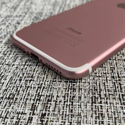 Apple iPhone 7 RoseGold 128GB - READ !