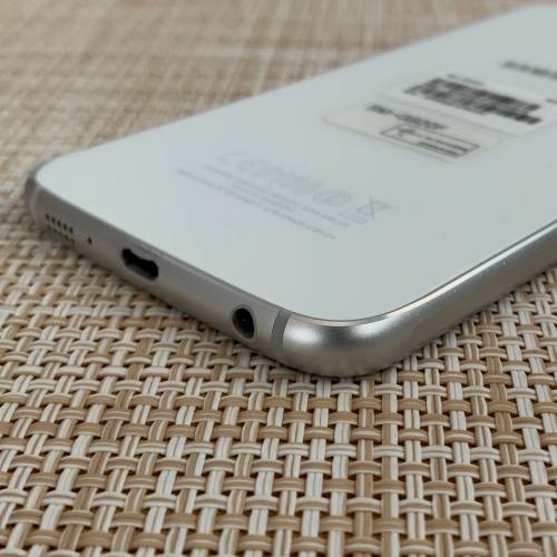 Samsung Galaxy S6 White Pearl 32GB (1 Month Warranty)