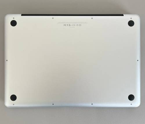 Apple MacBook Pro 15 Inch Mid 2010 Intel Core i5 128GB SSD/8GB RAM