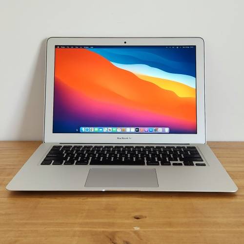 Apple MacBook Air 13 Inch Early 2014 Intel Core i5 256GB SSD/4GB RAM (1 Month Warranty)
