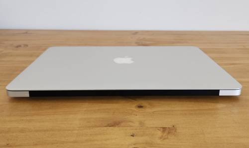 Apple MacBook Air 13 Inch Early 2014 Intel Core i5 256GB SSD/4GB RAM (1 Month Warranty)