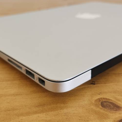 Apple MacBook Air 13 Inch Early 2014 Intel Core i5 256GB SSD/4GB RAM (1 Month Warranty)