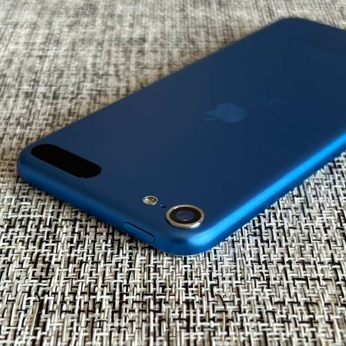 Apple iPod Touch 6TH Gen Blue 32GB (1 Month Warranty)