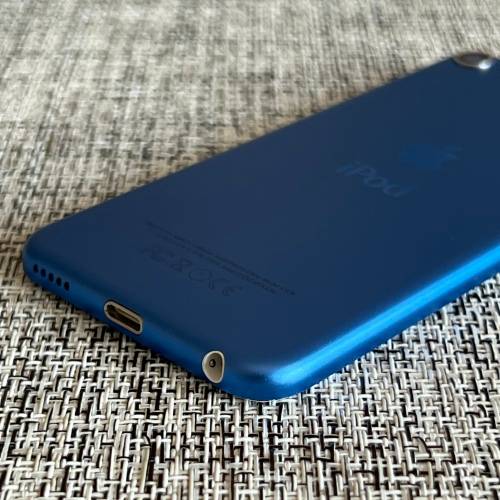 Apple iPod Touch 6TH Gen Blue 32GB (1 Month Warranty)