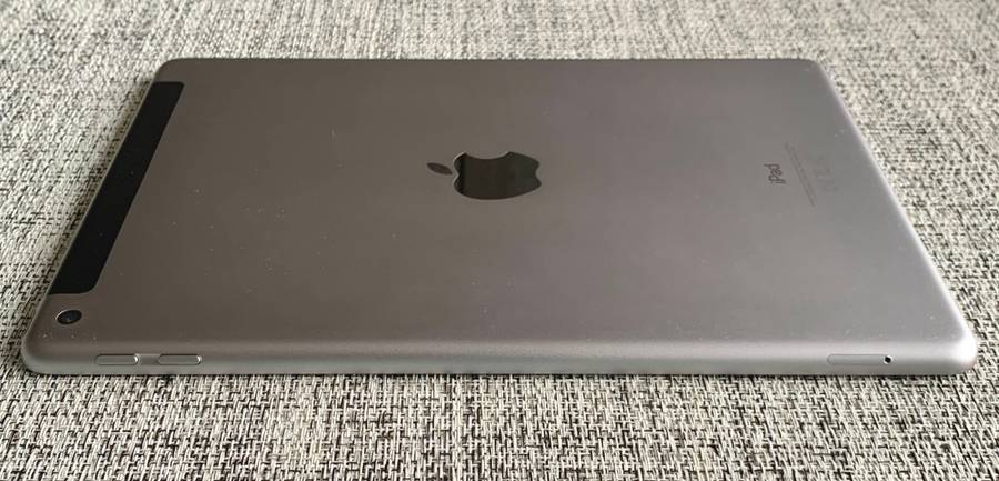 Apple iPad 6th Gen Space Grey 128GB Cellular (3 Month Warranty)