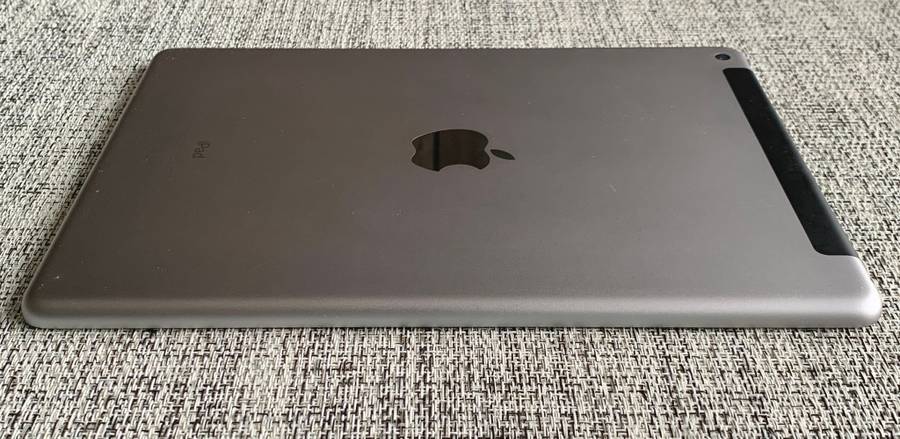 Apple iPad 6th Gen Space Grey 128GB Cellular (3 Month Warranty)