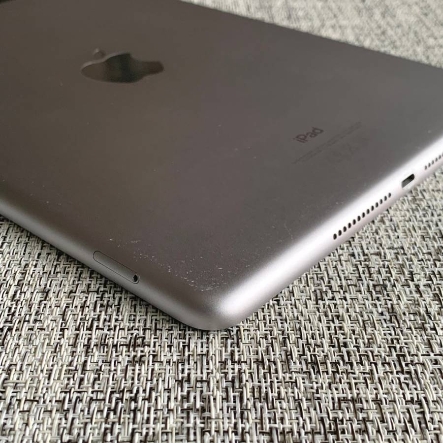 Apple iPad 6th Gen Space Grey 128GB Cellular (3 Month Warranty)