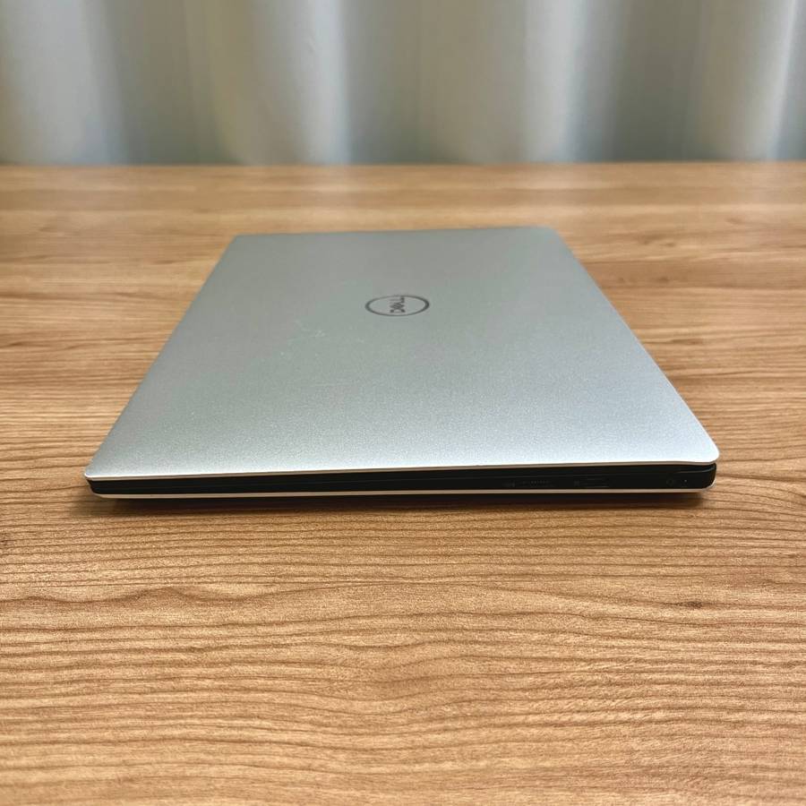 Dell XPS 13 9370 UltraBook | Intel Core i5 | 256GB SSD/8GB RAM | (3 Month Warranty)