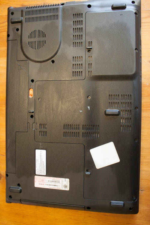 Acer Aspire V3-771G Gaming Laptop, 17 inch screen, 16GB RAM, Nvida GT 640M, 2 x 750GB Hard drives.
