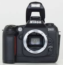 Nikon D100 DSLR still in good condition.