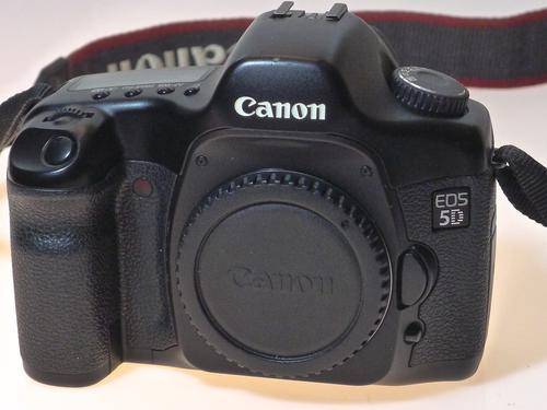 Canon 5D in excellent condition!