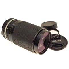 Nikon Ai-s Zoom-Nikkor 35-200mm f3,5-4,5***Very Clean,Quiet Scarce***