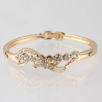18 KT GOLD PLATED AUSTRIAN CRYSTAL BRACELET