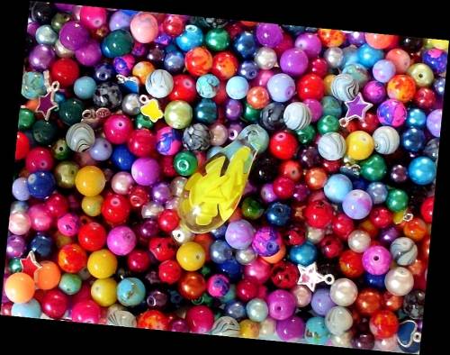 <<< 800+ >>> Assorted Glass Beads