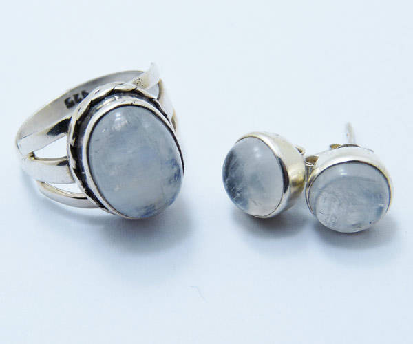 12 Hours only !!!! Brand new Solid Sterling Moonstone Earrings & Ring set - Size 7
